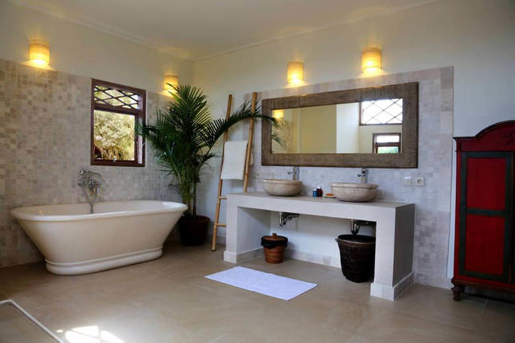 Villa Varuna Legian Værelse billede